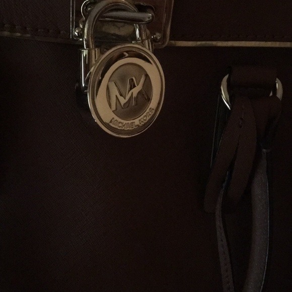 Lg Micheal Khors purse - Picture 4 of 4